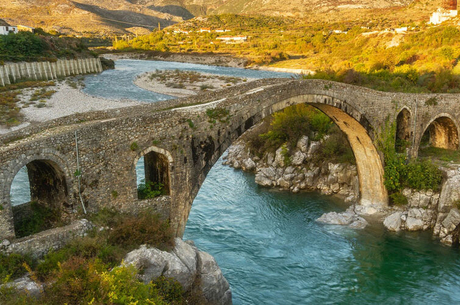 BALKAN MASALI TURU AİR ALBANİA İLE 6 ÜLKE 5 BAŞKENT