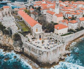 BUDVA TURU TAİLWİND HAVA YOLLARI İLE HER PAZAR HAREKET