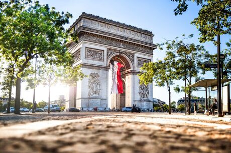 Benelüks Paris Almanya Turu