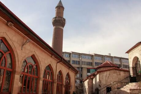 İzmir Çıkışlı Uçak Ve Doğu Ekspresi İle Kars Erzurum Turu 2 Gece