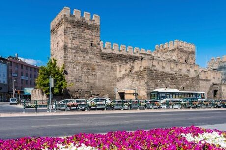 Antalya Çıkışlı Uçak & Doğu Ekspresi İle Kars Van Turu 3 Gece