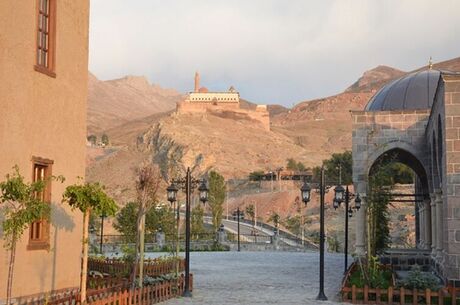 Uçaklı Mardin Hasankeyf Diyarbakır Turu 2 Gece